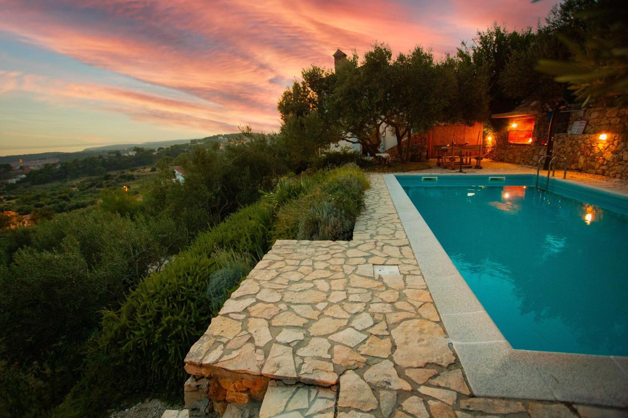 Villa Mora Banjol Exterior photo