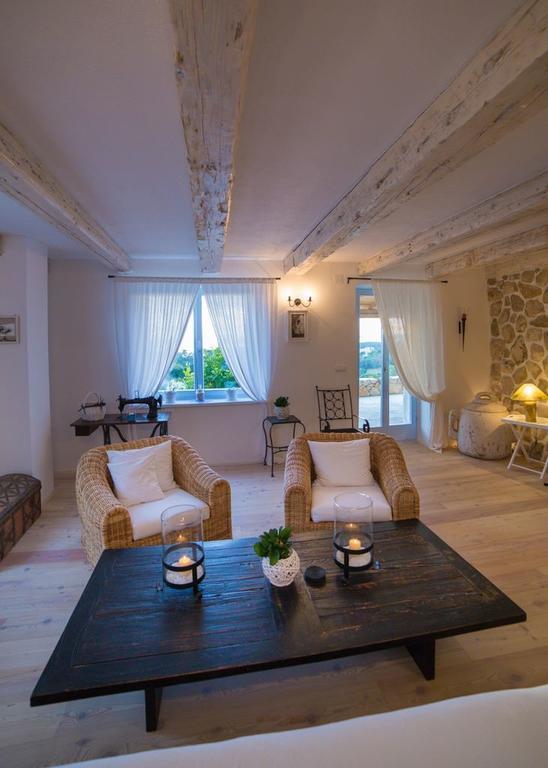 Villa Mora Banjol Room photo